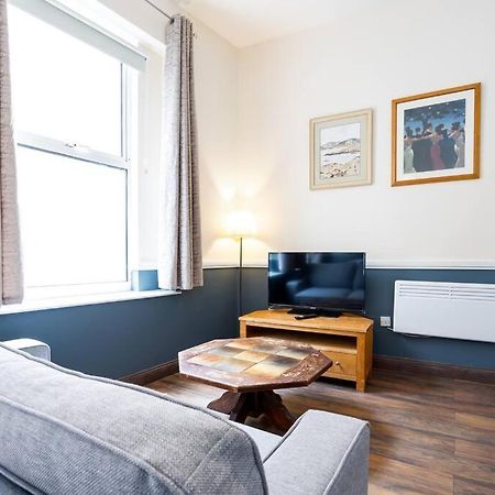 Homely 1 Bedroom Apartment In Smithfield, Дублин Экстерьер фото
