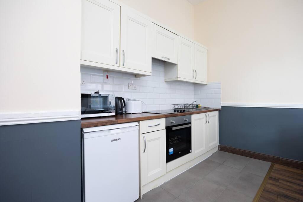 Homely 1 Bedroom Apartment In Smithfield, Дублин Экстерьер фото